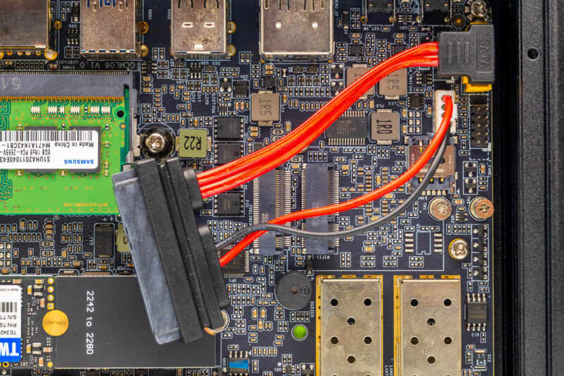 Qotom Q30952UE-Inside 3