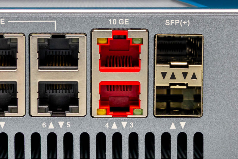 Qotom Q51551UT-10G LAN Ports 1