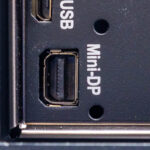 MSI XpertStation WS300-Mini Display Port 1