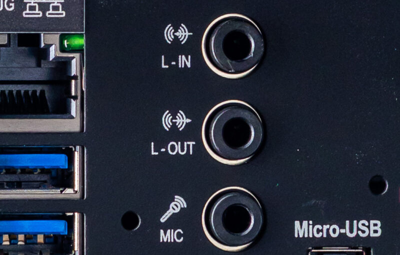 MSI XpertStation WS300 Rear Audio Jacks MSI XpertStation WS300 Rear Audio Jacks