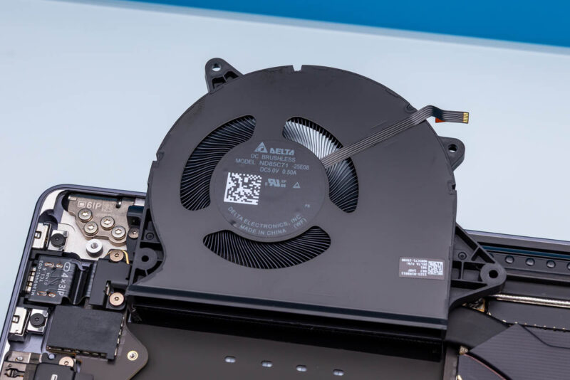 Microsoft Surface Laptop Ultra-Internal Fan 3 Microsoft Surface Laptop Ultra-Internal Fan 3