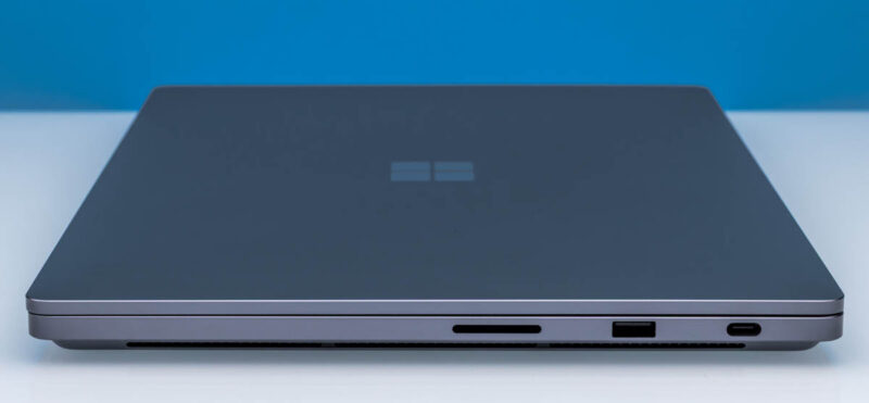 Microsoft Surface Laptop Ultra-Side 2