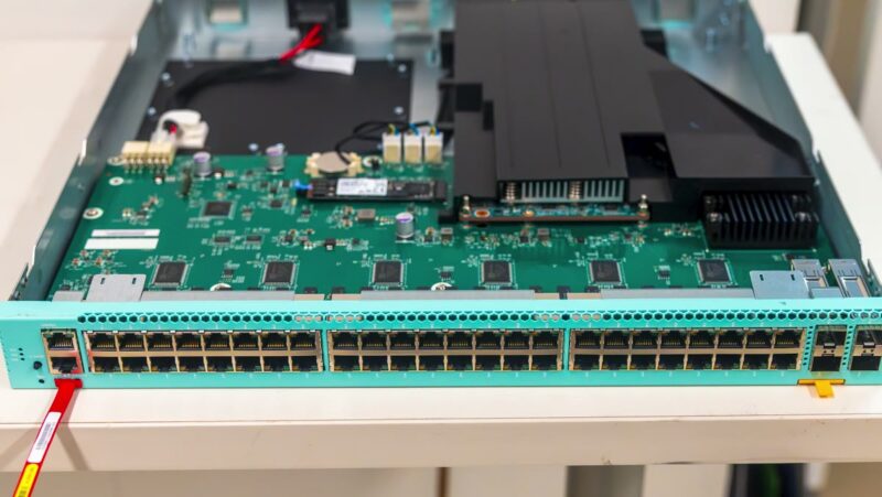 STH AWS Networking Lab Tour - Inside the AWS 1GbE management switch with PHYs and SSD